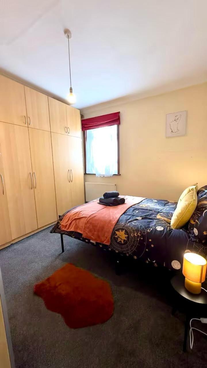25 Minutes To Central London Rooms 35 Buitenkant foto